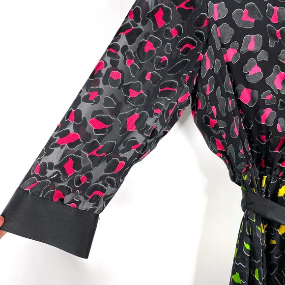 SOLD-Alice & Olivia Raja Shirt Dress - Picture 8 of 15